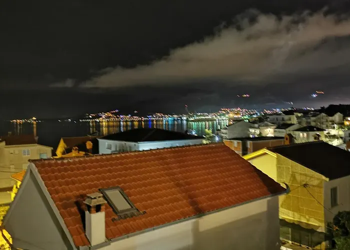 Daire Mala Vala #2 - Seeview - 120 Qm - 3 Sz - Max 6 Pers Trogir
