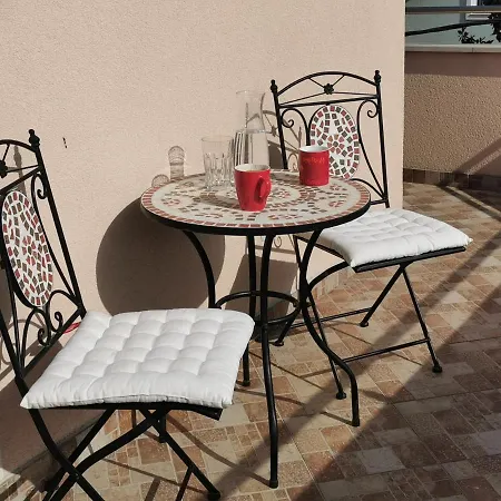 Mala Vala #2 - Seeview - 120 Qm - 3 Sz - Max 6 Pers * Trogir